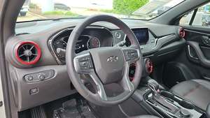 Chevrolet Blazer RS FWD 2020 abordable, conduite à gauche/droite - Product Image 3