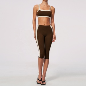 Brown Contrast Stripe Crop Top High Waist Capri Leggings 2 Piece Yoga Set Seamless Four-Way Stretch Activewear - Product Image 2