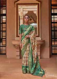 Último diseñador Pure Silk Patola Digital Printed Saree por Fab Zone - Product Image 4