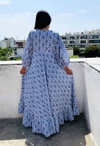 Robe longue en coton pour femme, style bohème de plage, imprimé en blocs, manches longues, taille naturelle, tissage tissé, longueur au sol, lavable - Product Image 4