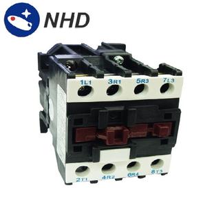 Contactor de CA de 3 polos 32A, categoría de producto, para el hogar - Product Image 2