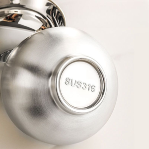 Bols de service en métal écologiques au design luxueux pour la table à manger, les fêtes, les cadeaux, la décoration, disponibles en gros, prix standard - Product Image 4