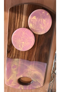 Planche à découper en bois de résine époxy de qualité supérieure pour le service décoratif et la coupe planche à découper en bois de résine faite à la main pour les cadeaux de mariage - Product Image 4