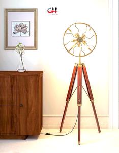 Calvin Handcraft Lámpara de decoración para el hogar Moderno Latón Antiguo Ventilador Look 5 Luz Antiguo Trípode Lámpara LED de pie con soporte ajustable - Product Image 1