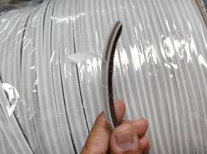 Bande d'étanchéité autocollante 6,8 mm x 5,0 mm pour accessoires de fenêtre coulissante - Product Image 3