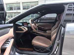 BYD Song L EV Modelo 2024 Edición Beyond de 662 km Automática - Product Image 2