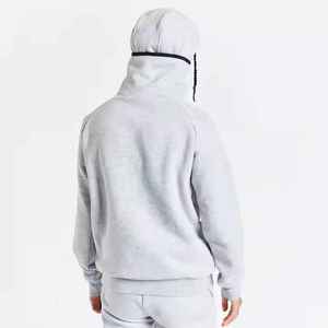 Sweat-shirt à capuche avec masque conçu pour offrir une couverture faciale, de la chaleur et un confort décontracté - Product Image 2
