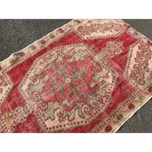 Alfombra Turca Vintage de 4.2x7.1 pies, Alfombra de Lana Floral Roja y Beige - Product Image 5