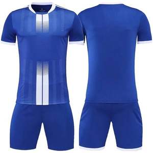 Vente en gros Logo personnalisé Maillots de football unisexes Ensemble d'uniformes de football unis en polyester 100% de haute qualité Confortable pour l'entraînement - Product Image 3