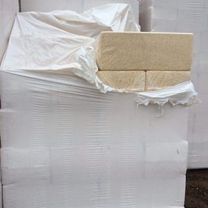 Virutas de madera de alta calidad, arena de pino natural para animales pequeños, suministros para mascotas, 100% orgánico, no tóxico, ligero y absorbente. - Product Image 3