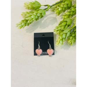 Boucles d'oreilles pendantes en argent sterling et coquillage rose du sud-ouest avec perle en forme de cœur plaquée or et diamants pour mariages et fêtes - Product Image 1