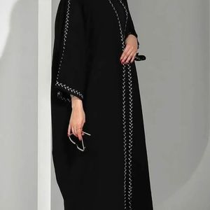 Lujoso diseñador Dubai Handwork Abaya elegante estilo pavo para los más vendidos - Product Image 1