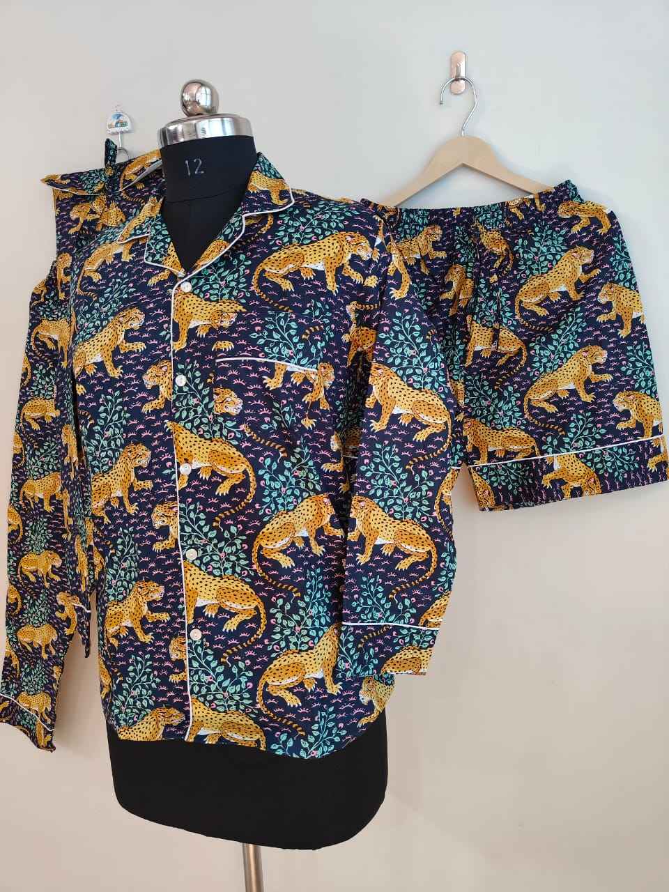 ดูภาพนี้