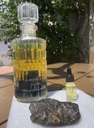 Ambregris de qualité cosmétique d'Afrique du Sud avec une durée de conservation d'un an - Product Image 5