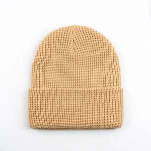 Bonnet en tricot acrylique unisexe décontracté de haute qualité 2025 avec revers, logo personnalisé, chapeaux d'hiver chauds - Product Image 3