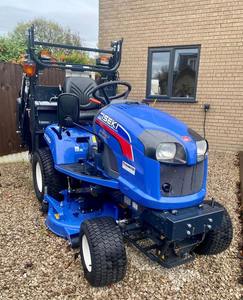 Affordable Iseki SXG 326 <b>Lawn</b> <b>Mower</b> For Sale - Product Image 1