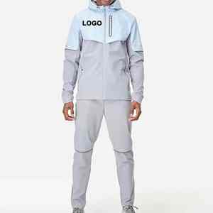 เสื้อวอร์มกันลมมีฮู้ดปรับได้3ชั้นมีซิปด้านหน้าผ้าทอกันน้ำแห้งเร็วระบายอากาศได้ดี - Product Image 1