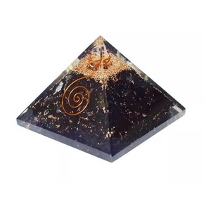 Pyramide d'orgone en tourmaline noire pour équilibrer les chakras guérison par énergie positive de l'artisanat en pierre semi-précieuse N H AGATE - Product Image 4