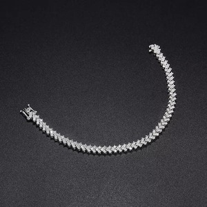 Bracelet d'amitié tendance en platine et diamants, unisexe, excellent cadeau pour la fête de l'amitié, les anniversaires, plaqué or, charme de luxe - Product Image 3