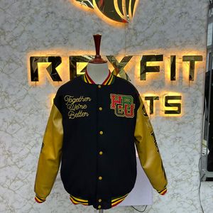 Veste pour homme en laine et soie brodées de qualité supérieure à fort impact avec fermeture à boutons couverts vestes Lettermen - Product Image 1