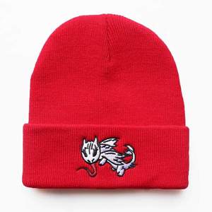 Gorro de acrílico con bordado de dragón Unisex, diseño personalizado impreso Y2K, moda de invierno, viajes al aire libre, fácil de usar, diario - Product Image 2