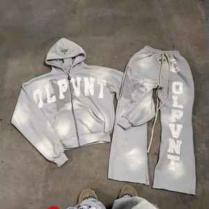 Sudadera con capucha y cremallera con logotipo personalizado OEM, chándal transpirable de gran tamaño lavado con ácido y piedra para hombre, conjunto de invierno de alta calidad, característica transpirable - Product Image 2