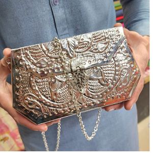 Original Design Metal Clutches Artistic Engraving Sleek Edges for Statement Events Available Wholesale Stock Garden Ornaments - Product Image 5
