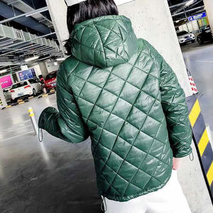 Manteaux pour hommes, veste matelassée imperméable douce personnalisée pour l'extérieur, vêtements d'hiver en noir pour les grandes tailles - Product Image 6