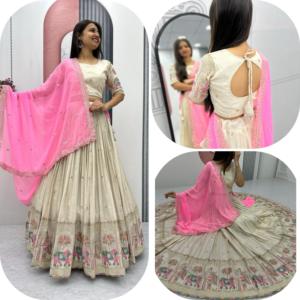 Fourniture directe d'usine Banarasi fantaisie soie Lehenga Choli Festival porter tenue de créateur de style Bollywood disponible à la vente - Product Image 2