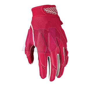 Gants de football américain en cuir de haute qualité et durables avec paume à forte adhérence pour une prise fiable, design léger et respirant - Product Image 3