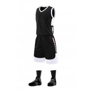 Uniformes de basket-ball personnalisés à séchage rapide, vente en gros en stock, maillots de basket-ball pour hommes - Product Image 1