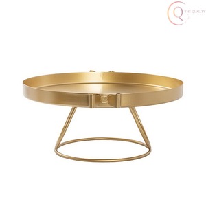 Exhibidor de Pasteles de Metal de Alta Gama con Construcción Premium, Ideal para Mostradores de Panadería y Cafeterías - Product Image 4