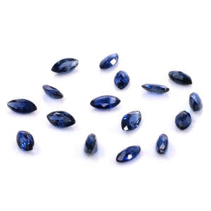 Saphir bleu royal naturel non traité, taille marquise calibrée, pierre précieuse facettée 2x4mm et 2.5x5mm, taille personnalisée, effets lumineux - Product Image 1