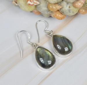 Labradorite Boucles d'oreilles en argent sterling 925 avec crochet en pierre précieuse Bijoux faits à la main Boucles d'oreilles élégantes Cadeau pour anniversaire Bijoux de boucles d'oreilles en pierre - Product Image 3