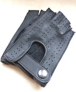 Gants de cyclisme personnalisés OEM pour hommes, sport, demi-doigts, antidérapants, avec coussinets en gel, pour moto, vélo de route, vélo, en cuir, en provenance du Pakistan - Product Image 5