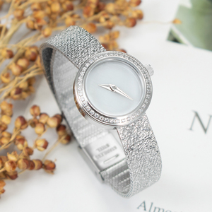 Montre-bracelet de luxe pour femme Z1209 avec logo personnalisé, bijoux en zircon et diamants, pour affaires et mode - Product Image 3