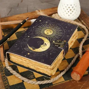 Journal en cuir rigide Soleil et Lune, Grimoire des Phases, Livre de sorts, Journal des Ombres, Papier vintage à bords festonnés antique - Product Image 4