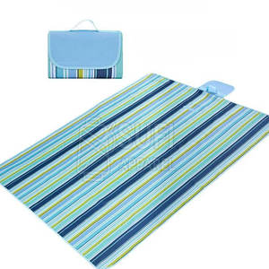 Tapete de Picnic Plegable de Tela Suave Impermeable y Duradero para Acampar en la Playa y Actividades al Aire Libre - Uso en Todas las Estaciones - Product Image 3