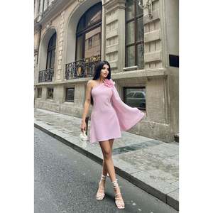 MissJANELL Vestido mini elegante con estampado floral rosa para mujer, mezcla de doble atlas de poliéster y elastano, manga corta, estilo casual para fiesta - Product Image 3