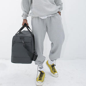 Pantalones Deportivos Ajustados al por Mayor, Pantalones Deportivos Casuales para Hombre, Ropa Deportiva Cómoda para Gimnasio, Trajes Deportivos Personalizados con Bolsillos con Cremallera para Hombre - Product Image 5