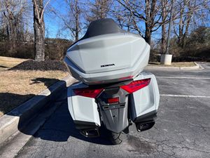 Ventes aux enchères 2026 : Nouvelles motos Gold Wing Tour avec une vitesse maximale de plus de 80 km/h, puissance de 1001-2000 W, acompte requis - Product Image 6