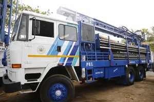 Machine de forage de trous à double camion profondeur de 1000 mètres (3280 pieds) plate-forme de forage de puits d'eau montée sur camion à vendre - Product Image 4