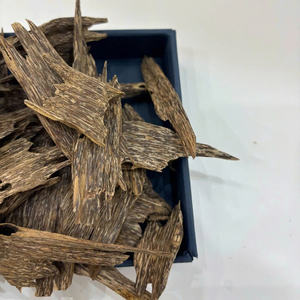Meilleure qualité de bois d'agar Oud Bakhoor spécial du Vietnam parfum fort de qualité Oudy Double souper Bakhoor AOW parfum doux du Vietnam - Product Image 1