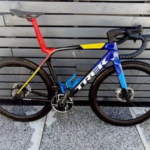 ENVÍO EXPRÉS PARA LA MADONE SLR 9 Gen 7 DE 2025 - Product Image 1