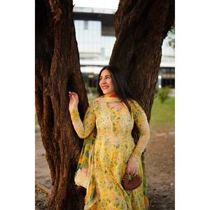 Conjunto de 3 Piezas para Mujer ANEELAS, Vestido de Gasa Estampado con Dupatta de Seda Estampada y Pantalón Teñido-BIC-038 - Product Image 6