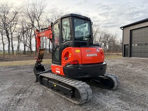 รถขุดดินขนาดเล็ก Kubota รถขุด U55-4มือสองสภาพดี - Product Image 4