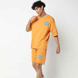 Ensemble double délavé à l'acide de couleur personnalisée pour hommes 100% coton T-shirt et short à logo imprimé bouffant surdimensionné motif solide - Product Image 3