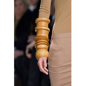 Bracelets en bois imperméables inspirés des designers exclusifs, bijoux faits à la main, bois naturel, mode ethnique pour femmes, couleurs personnalisées - Product Image 1