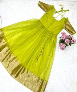 Chic elegante fusión de estilos modernos tradicionales Fancy Georgette Jacquard vestido de trabajo con fondo de terciopelo vestido de moda - Product Image 5