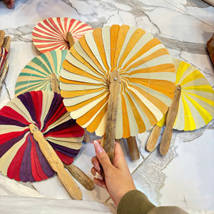 Abanico de hojas de palma Palma tejida ecológica con mango de ratán para decoración de fiestas de Vietnam 99 Gold Data - Ms Violet - Product Image 3